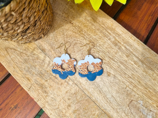 Bleu - Boucles d'oreilles artisanales en forme de fleurs, pendantes bleues et dorées - Collection Aqua - Acier inoxydable (Copie)