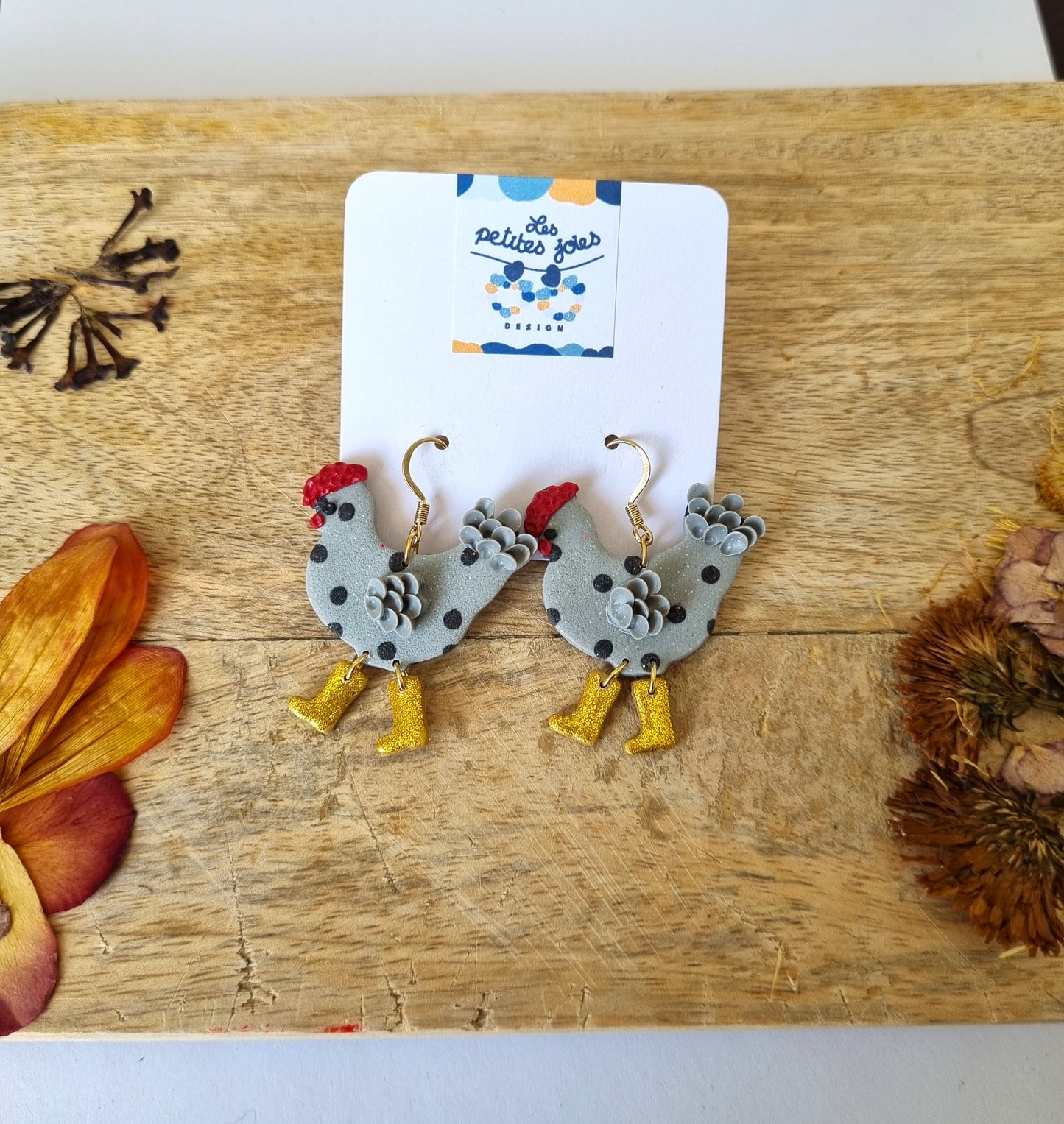 Poules grises à petits points avec bottes dorées - Boucles d'oreilles en acier inoxydable