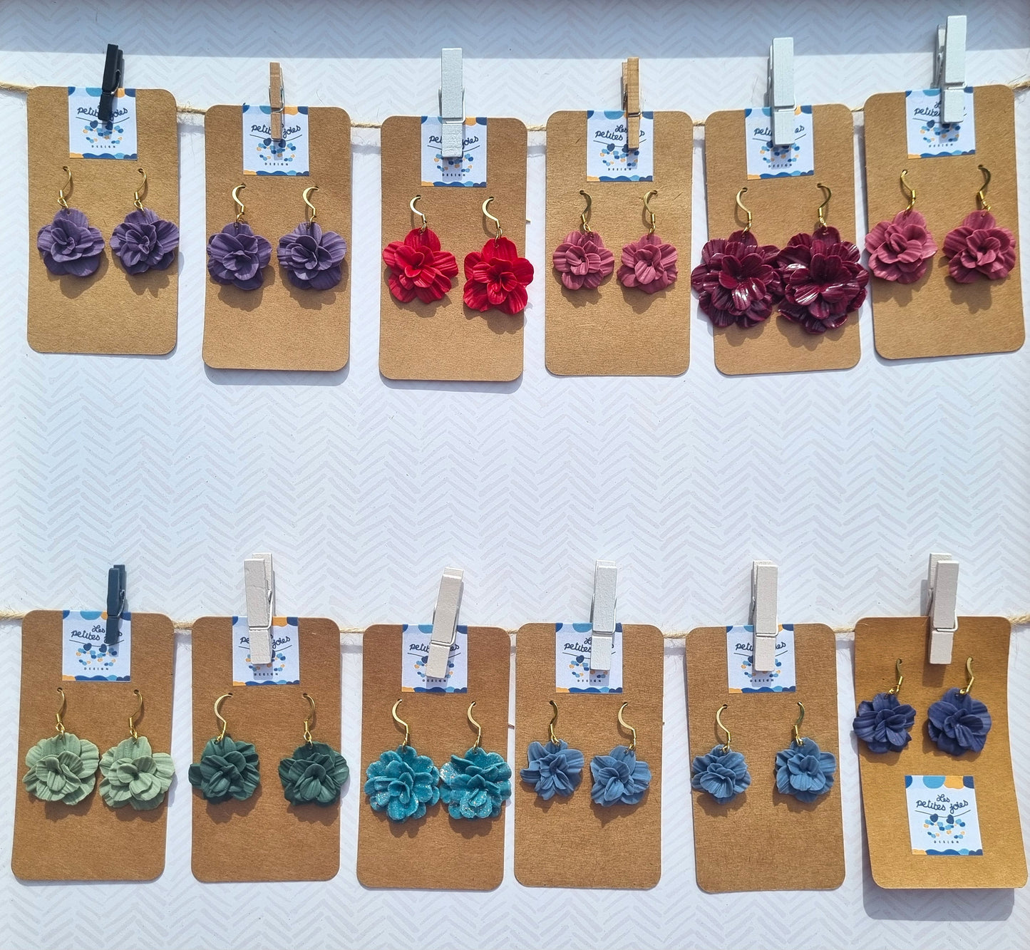Fleurs couleur au choix sur commande - Boucles d'oreilles artisanales - Collection florale - Acier inoxydable