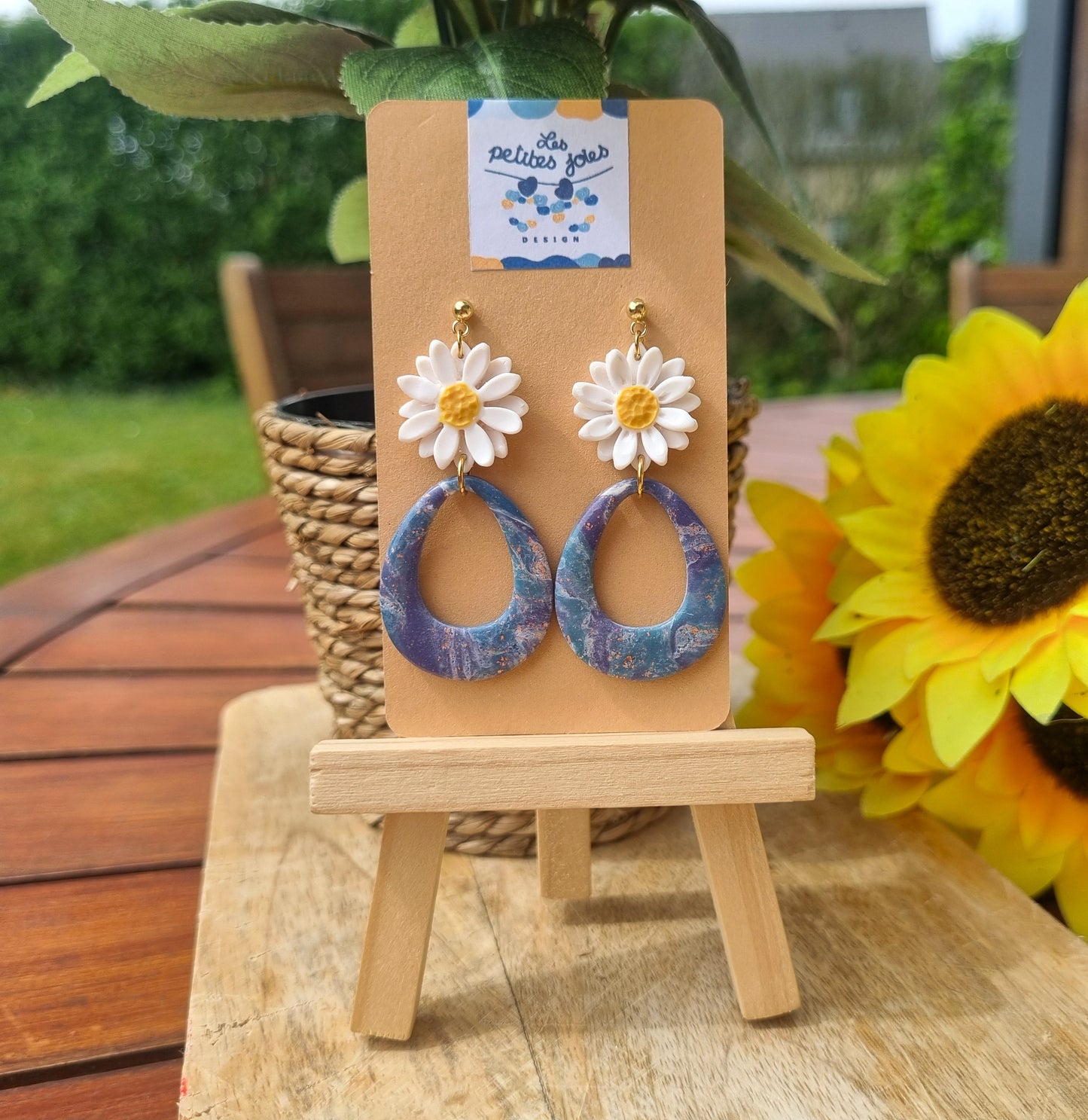 Fleurs - Boucles d'oreilles artisanales pendantes - Collection aqua et pâquerettes - Acier inoxydable