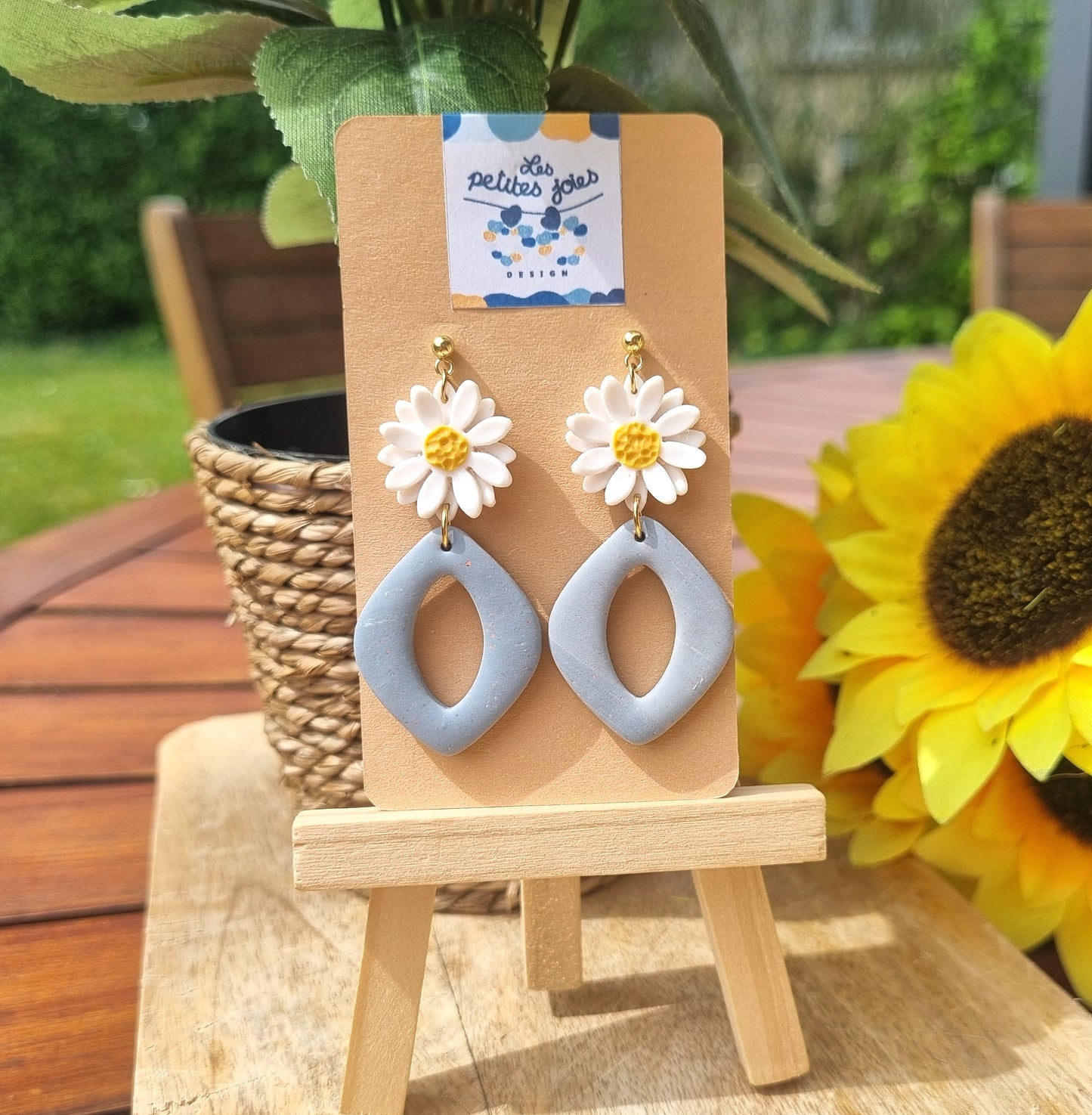 Fleurs - Boucles d'oreilles artisanales pendantes - Collection aqua et pâquerettes - Acier inoxydable