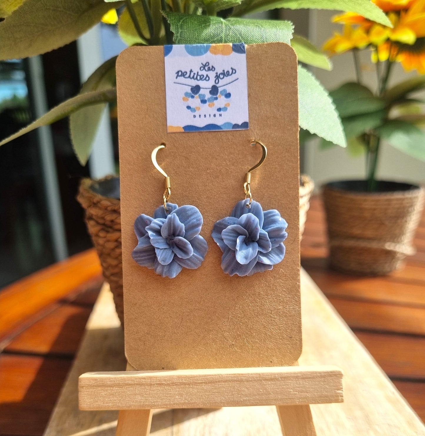 Fleurs couleur au choix sur commande - Boucles d'oreilles artisanales - Collection florale - Acier inoxydable