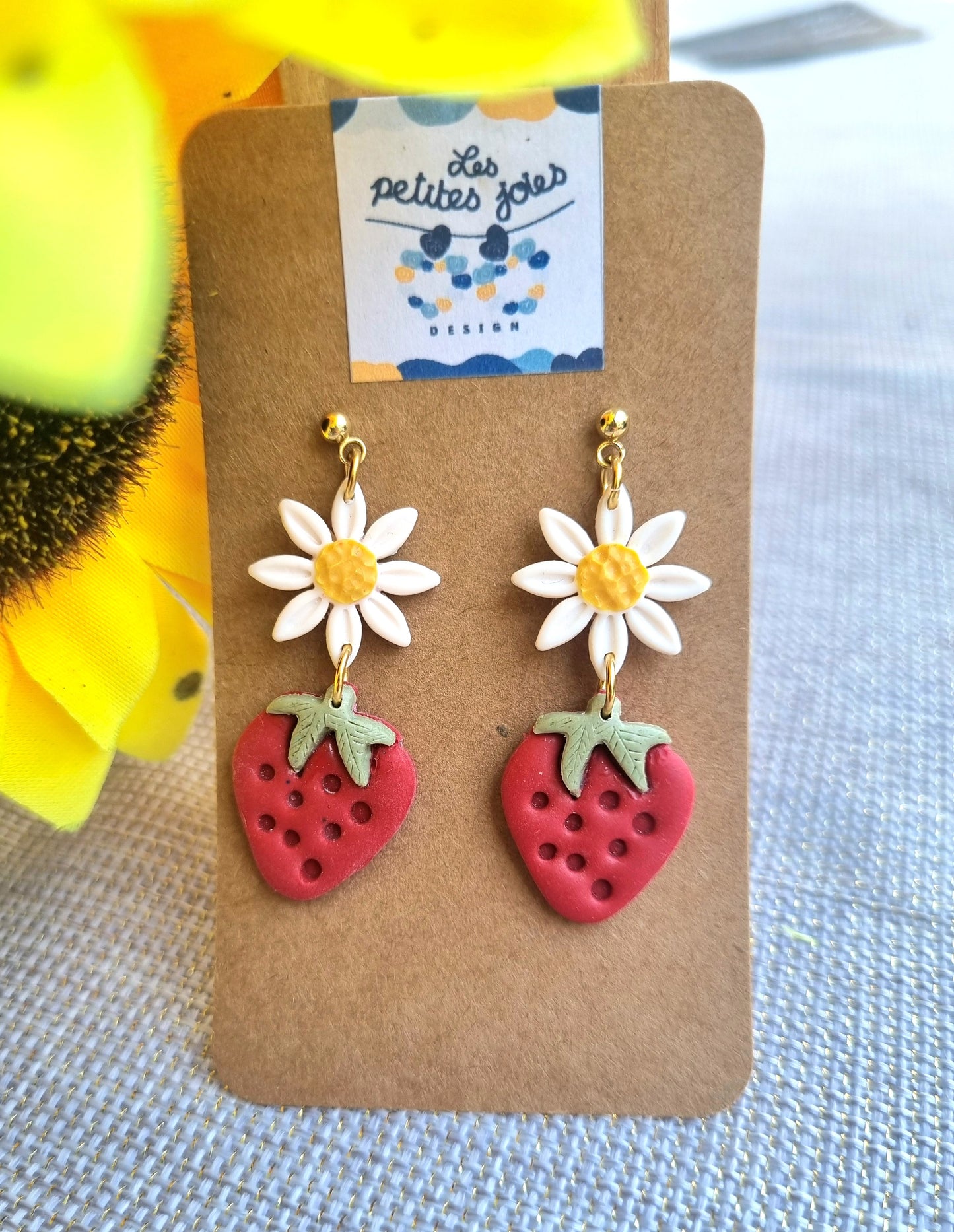Fruits - Douceur Fraise & Marguerite - Boucles d'oreilles artisanales - Acier inoxydable